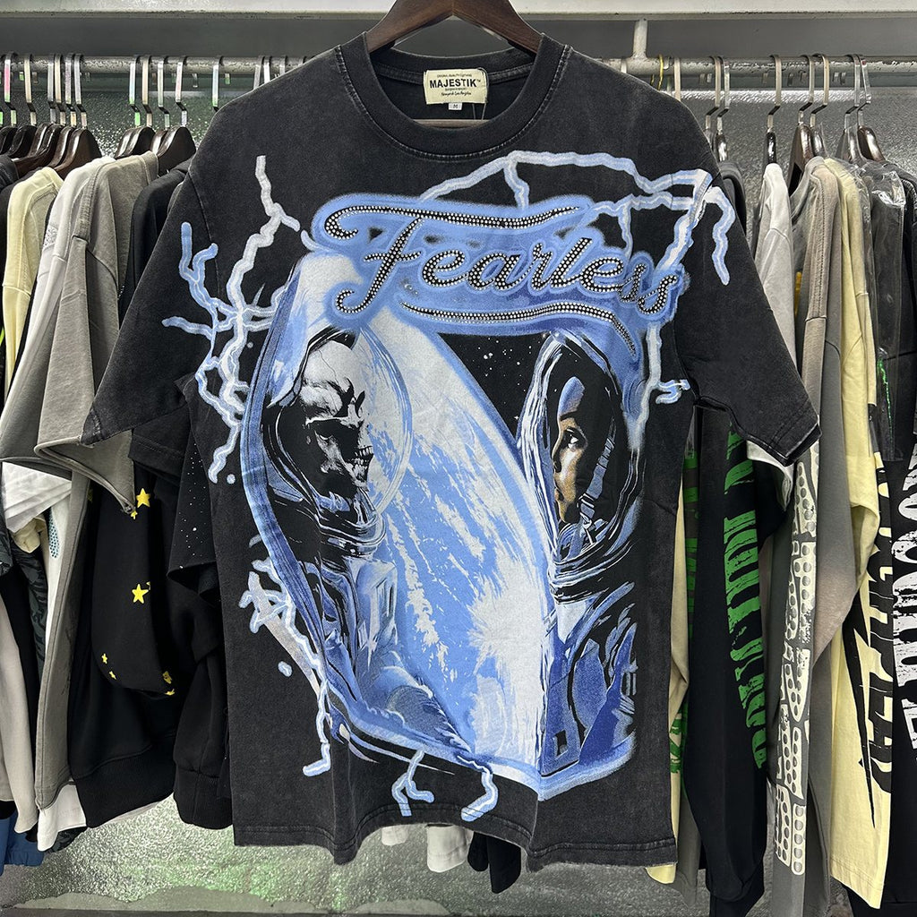 MAJESTIK Astronaut Skull Graphic T-Shirt ¡ª context