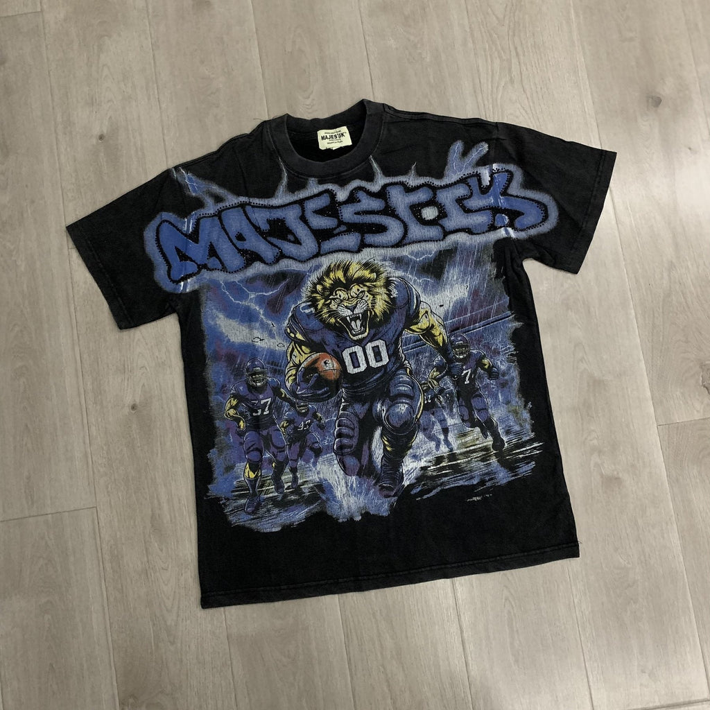 MAJESTIK Football Lion Graphic T-Shirt ¡ª front