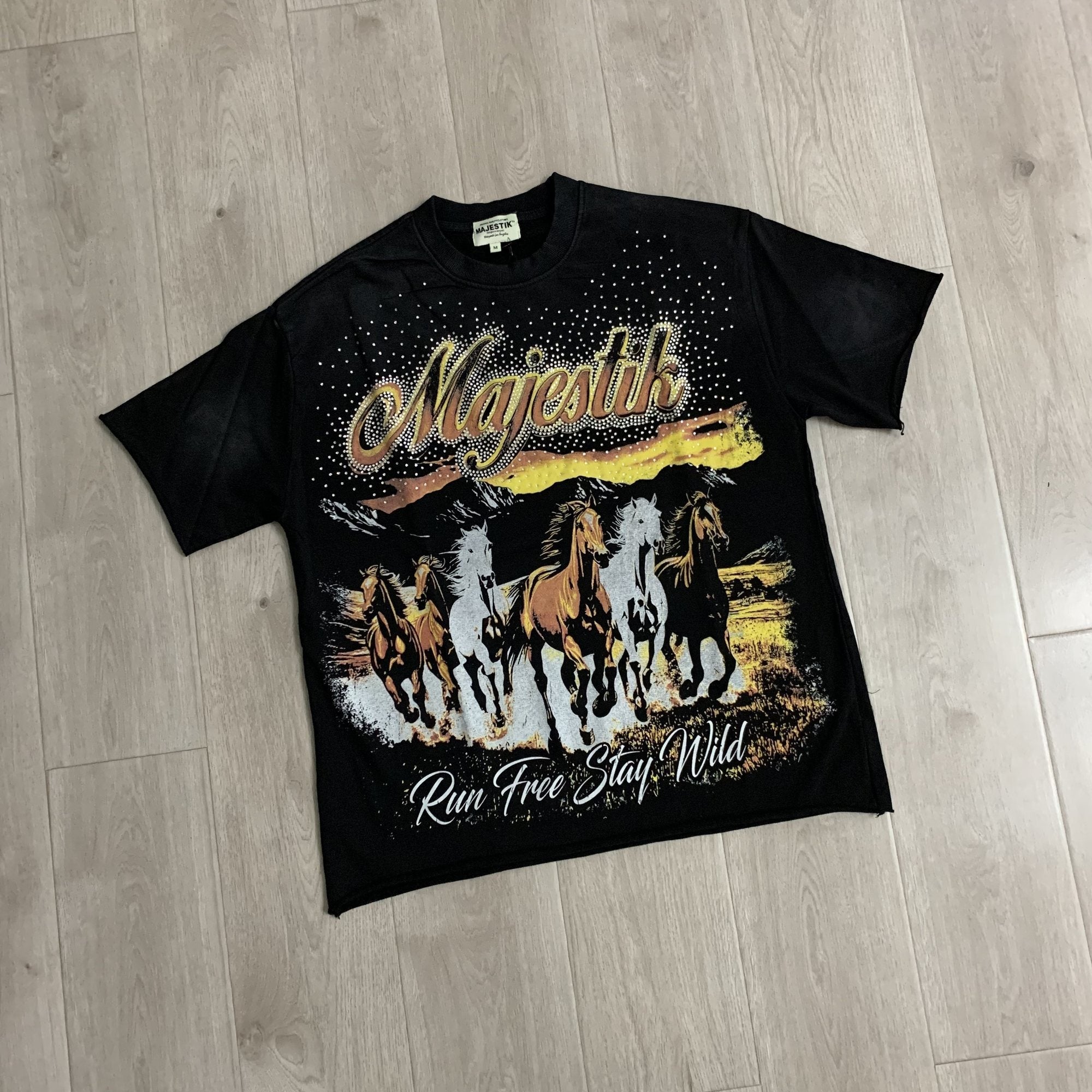MAJESTIK Live Free Horse Graphic Short-Sleeve T-Shirt ¡ª hero